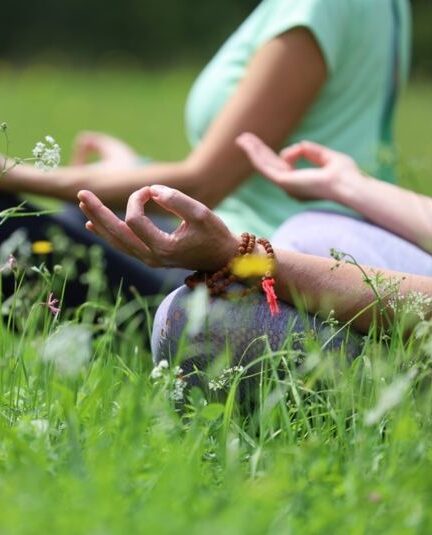 meditation im gras